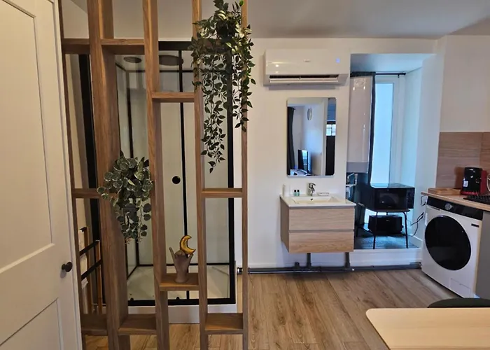 Le Beout - - Halles * Lourdes